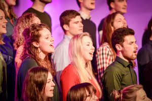 EO stelt opnames van liederen beschikbaar voor online kerkdiensten