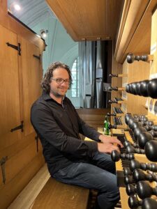 Sander van den Houten geeft orgelconcert in Ouddorp