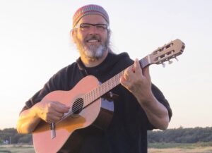 Nieuwe bundel en CD van Theo van Teijlingen