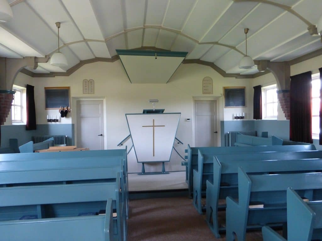 Interieur kerk Vrije Evangelische Gemeente in Bath