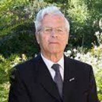 Dominee Harinck 60 jaar predikant
