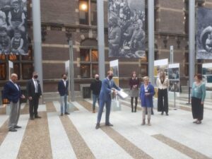 Petitie aanbieden in de Tweede Kamer tijdens de coronaperiode