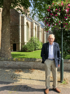 Boek over kerk Kapelle alsnog ten doop gehouden