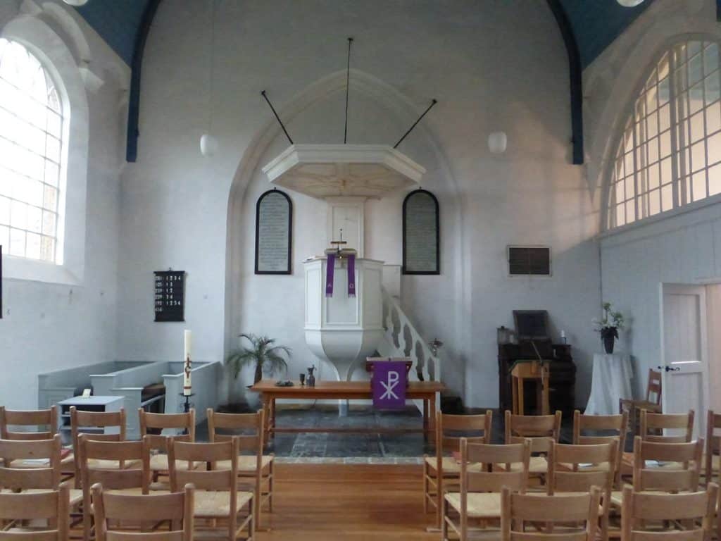 Interieur dorpskerk Oudelande